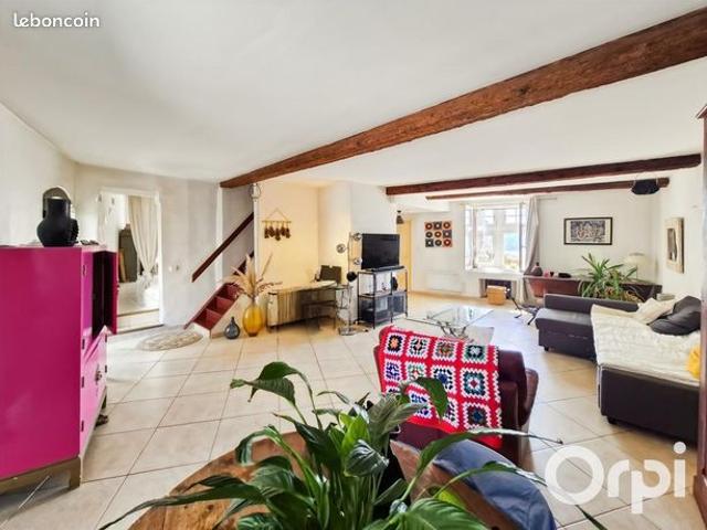 Maison vente à Nyons, La Garde-adhémar