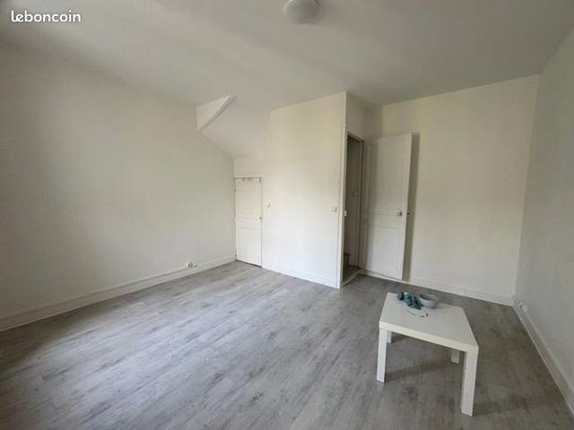 Maison vente à Rouen, Ruan