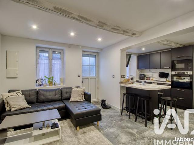 Maison vente à Villeneuve-sous-dammartin, Martinique