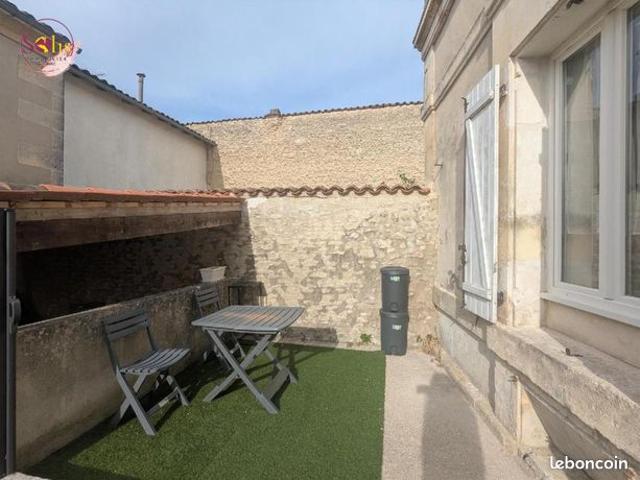 Maison vente à Cognac, Charente