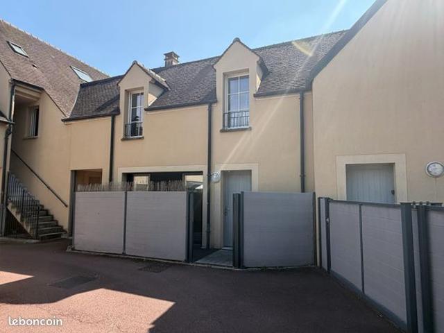 Maison vente à Mantes-la-Jolie, Houdan