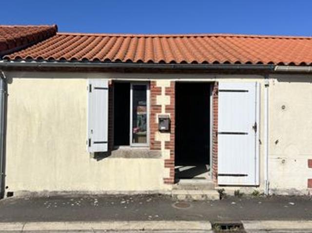 Maison vente à Nieul-le-dolent, Aubigny