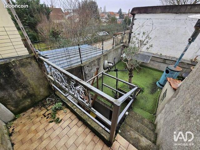 Maison vente à Dreux, Montreuil