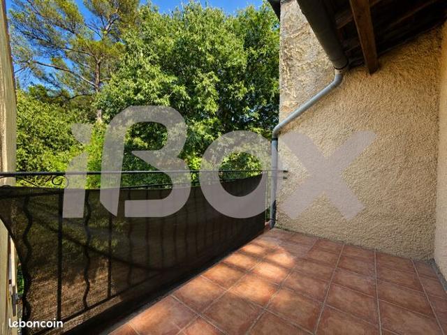 Maison vente à Arrondissement de Toulon, Belgentier