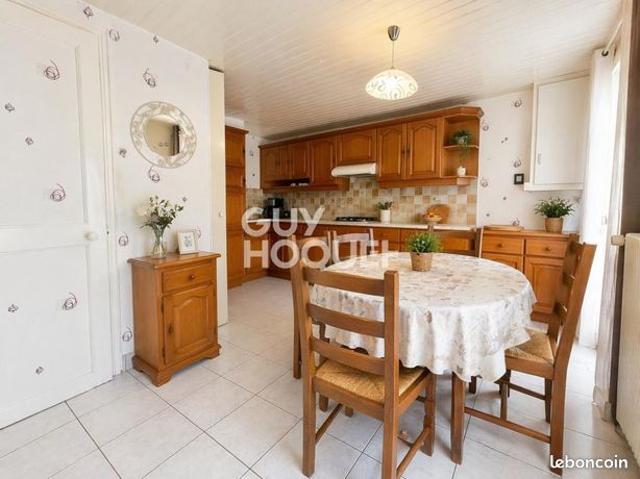 Maison vente à Rouen, Montville