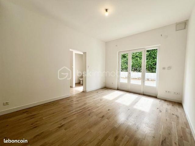 Maison vente à Saint-aigulin, Charente-Maritime