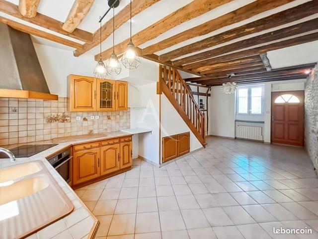 Maison vente à Bourges, Étréchy