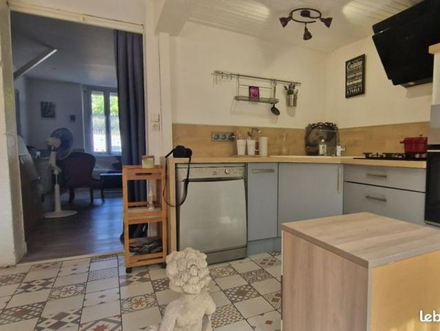 Maison vente à Angoulême, Aignes-et-puypéroux