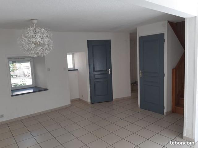 Maison vente à Montbrison, Usson-en-forez