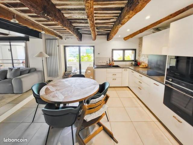 Maison vente à Aix-en-Provence, Cabriès