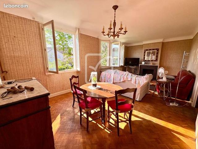 Maison vente à Sarlat-la-Canéda, Terrasson-lavilledieu