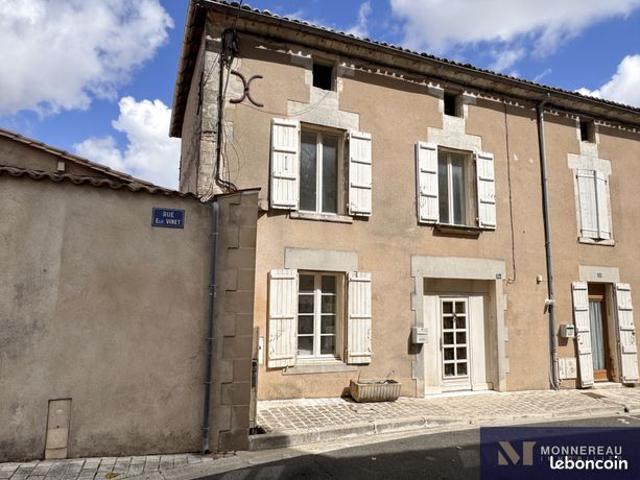 Maison vente à Barbezieux-Saint-Hilaire, Charente