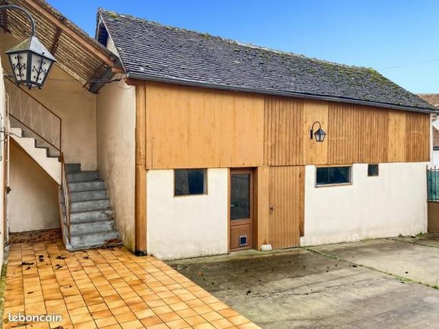 Maison vente à Courtenay, Loiret