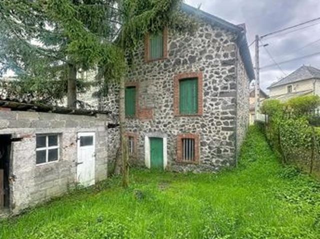 Maison vente à Cantal, Auvergne-Rhône-Alpes