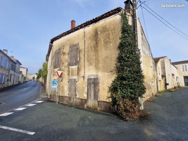 Maison vente à Saint-Jean-d'Angély, Tonnay-boutonne