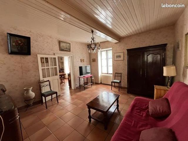 Maison vente à Nontron, Nouvelle-Aquitaine