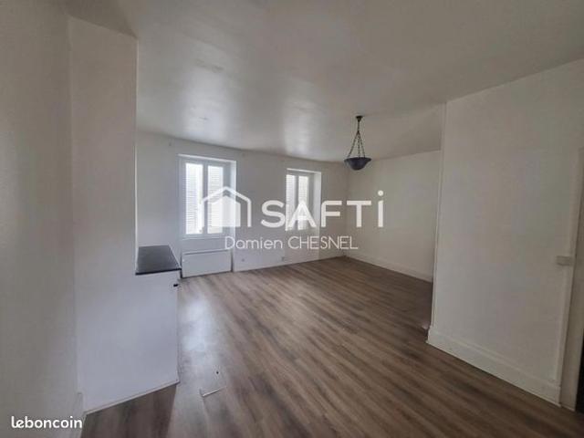 Maison vente à Saint-Amand-Montrond, Bruère-allichamps