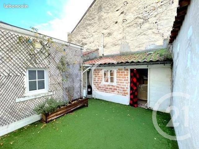 Maison vente à Cognac