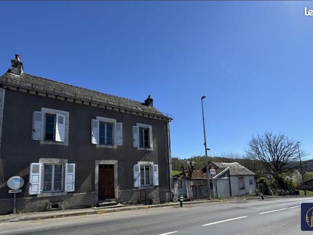 Maison vente à Mauriac, Ydes