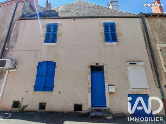Maison vente à Saint-Amand-Montrond, Châteaumeillant