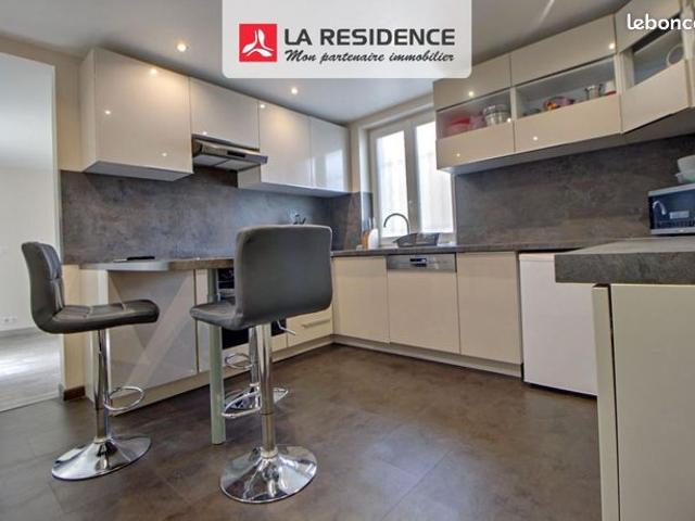 Maison vente à Versailles, Les Clayes-sous-bois