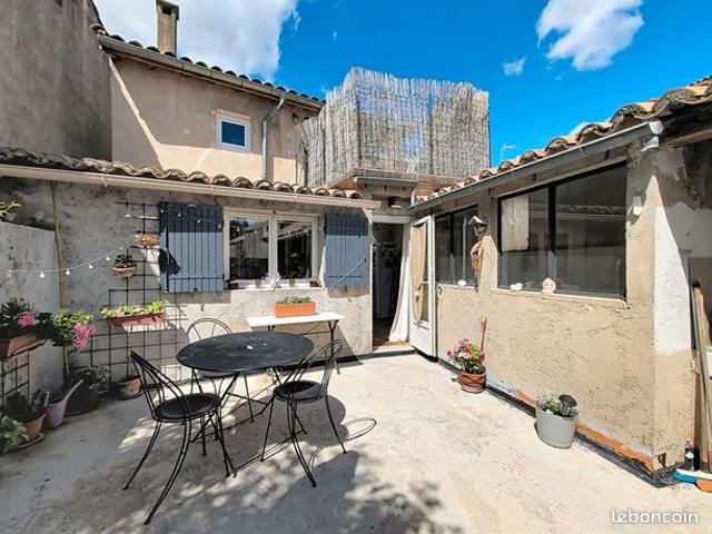 Maison vente à Arles, Orgon