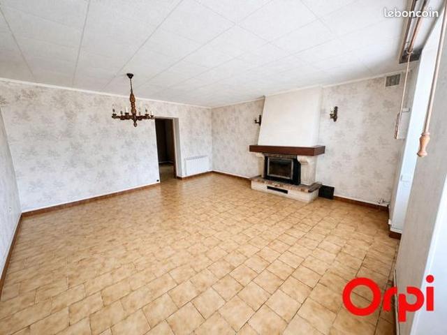 Maison vente à Saint-Amand-Montrond, Meillant