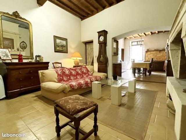 Maison vente à Arles