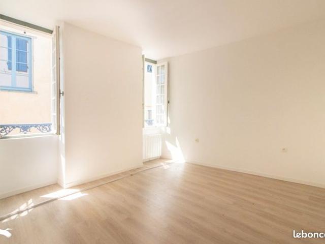 Maison vente à Oloron-Sainte-Marie, Salies-de-béarn