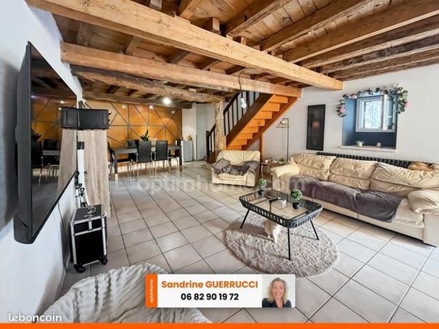 Maison vente à Nérac, Mézin