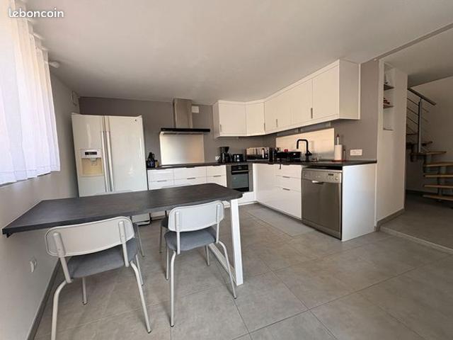 Maison vente à Issoire, Parent