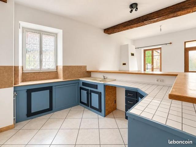 Maison vente à Saint-Pourçain-sur-Sioule, Allier