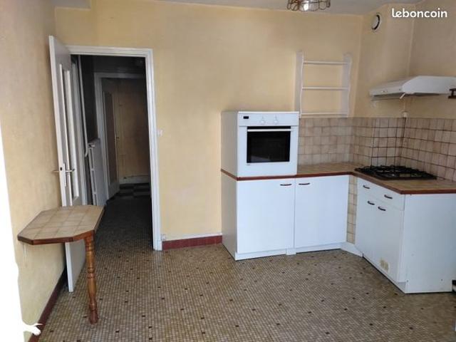 Maison vente à Loches, Château-renault