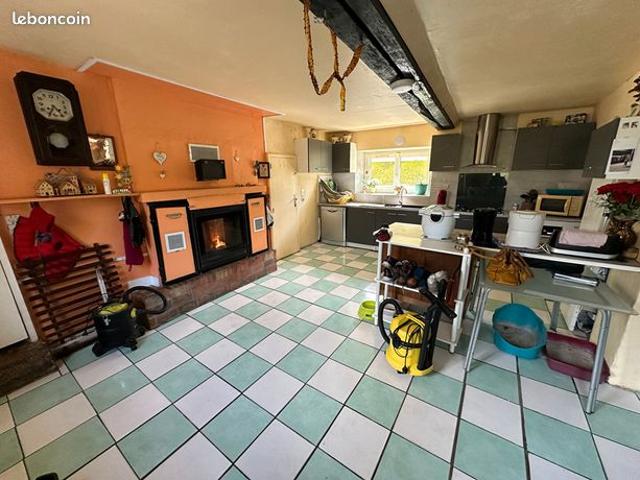 Maison vente à Saint-Hilaire-le-Châtel, Orne