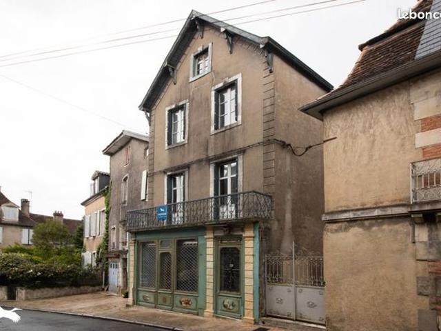 Maison vente à Oloron-Sainte-Marie, Salies-de-béarn