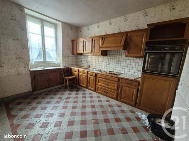 Maison vente à Alençon, Mantilly