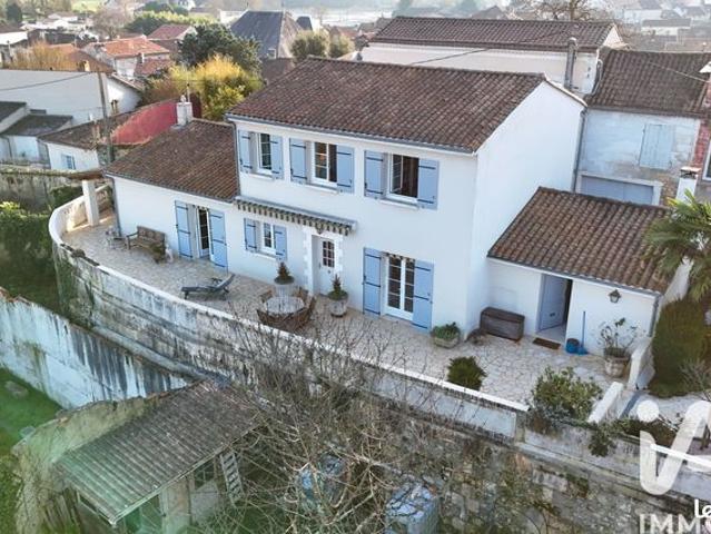 Maison vente à Châteauneuf-sur-Charente, Charente