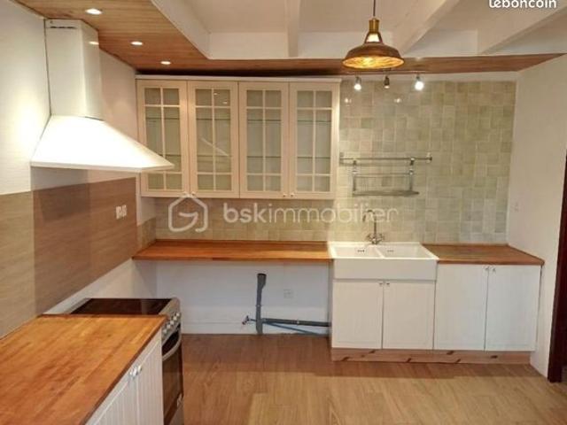 Maison vente à Angoulême, Yviers