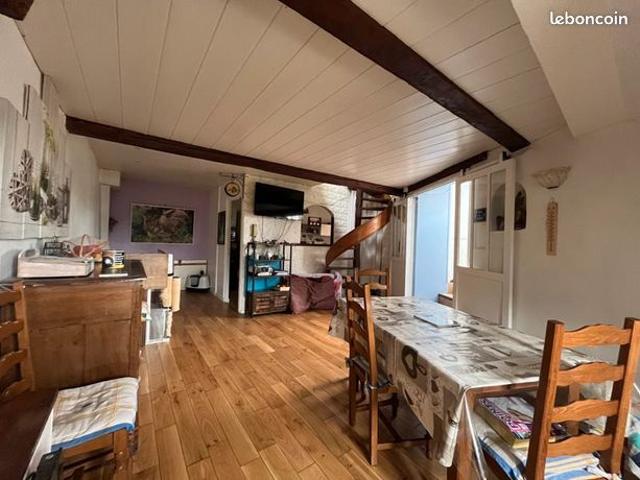 Maison vente à Mantes-la-Jolie, Houdan