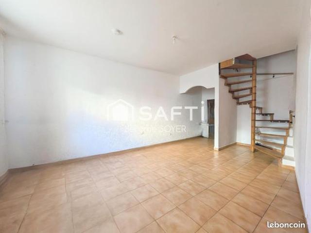 Maison vente à Arles, La Salle Les Alpes