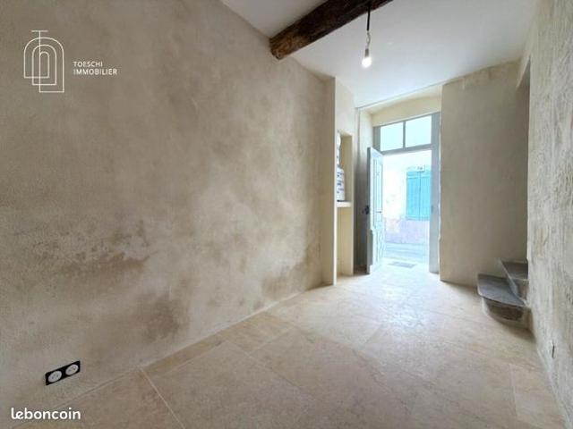 Maison vente à Arles