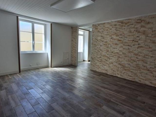 Maison vente à Chasseneuil-sur-Bonnieure, Charente
