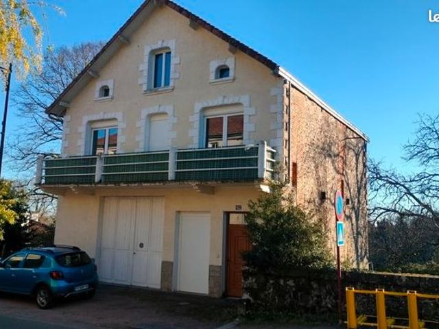 Maison vente à Nontron, Piégut-pluviers