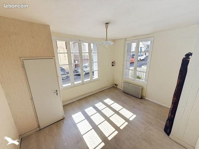 Maison vente à Angoulême, Aignes-et-puypéroux
