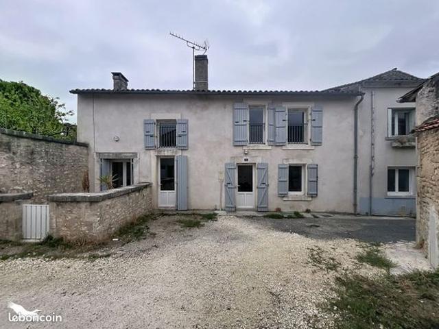 Maison vente à Cognac, Châteauneuf-sur-charente
