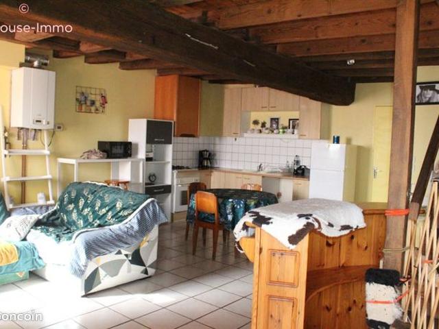 Maison vente à Confolens, Chabanais