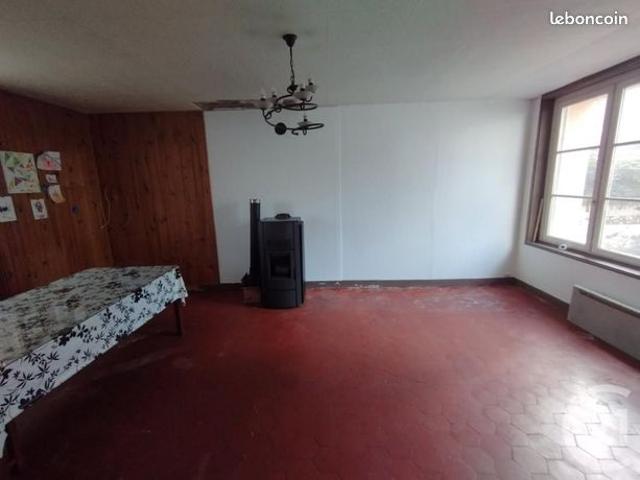 Maison vente à Meaux, Charny