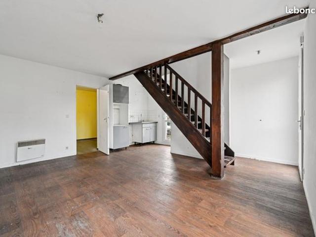 Maison vente à Fontainebleau, Montcourt-fromonville