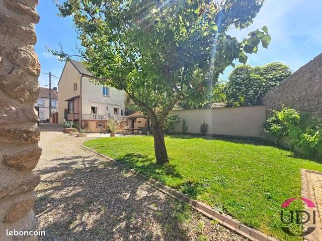 Maison vente à Montluçon