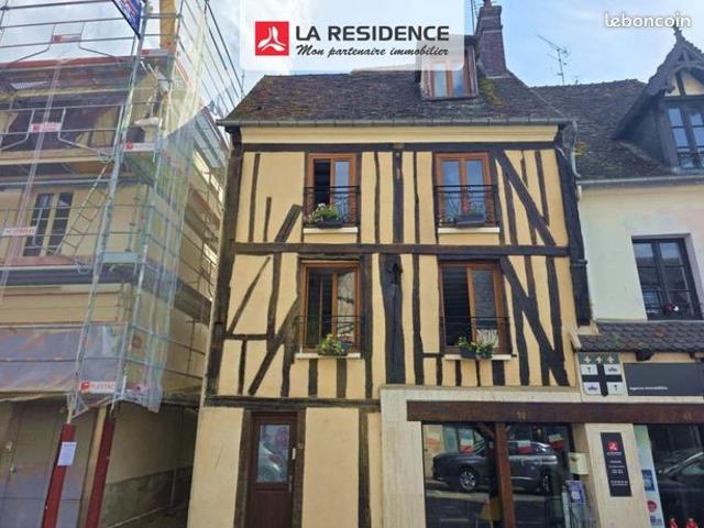 Maison vente à Mantes-la-Jolie, Houdan